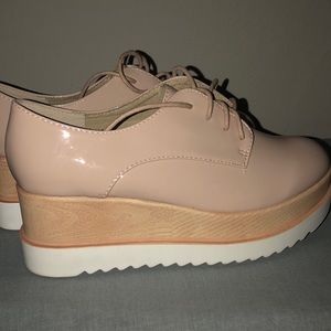 Nude oxfords size 10 worn once